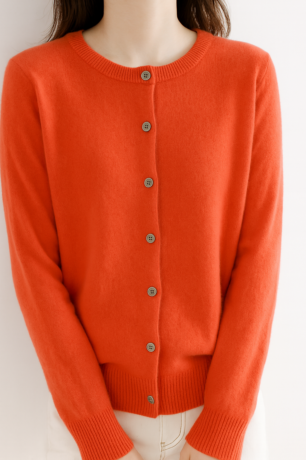 Cárdigan elegante con botones – suavidad y ajuste clásico