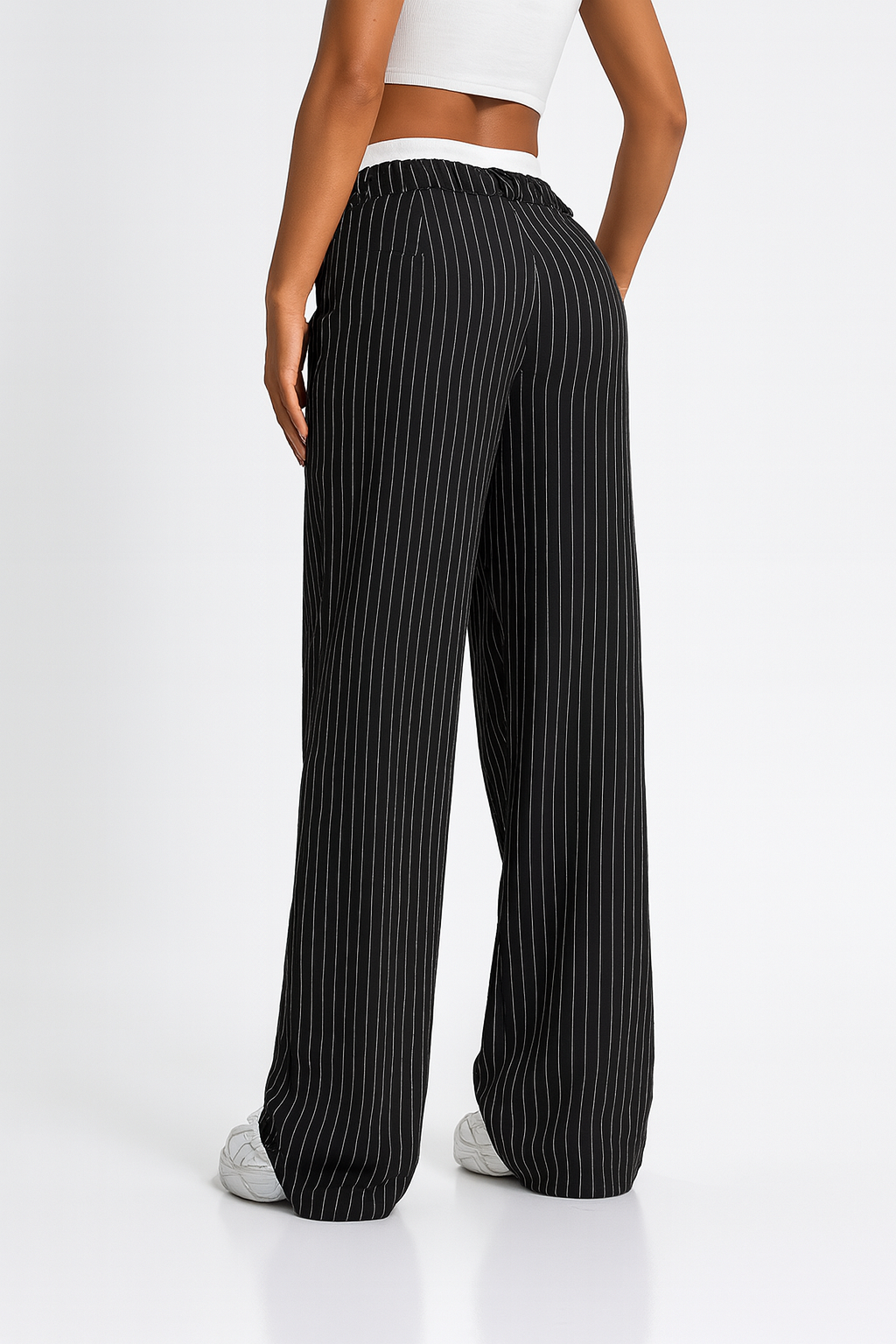 Pantalones de raya diplomática de cintura alta – corte recto y elegancia clásica