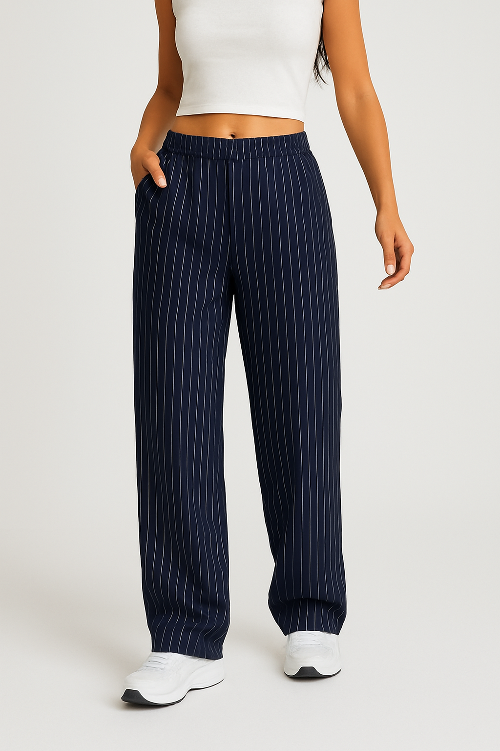 Pantalones de raya diplomática de cintura alta – corte recto y elegancia clásica