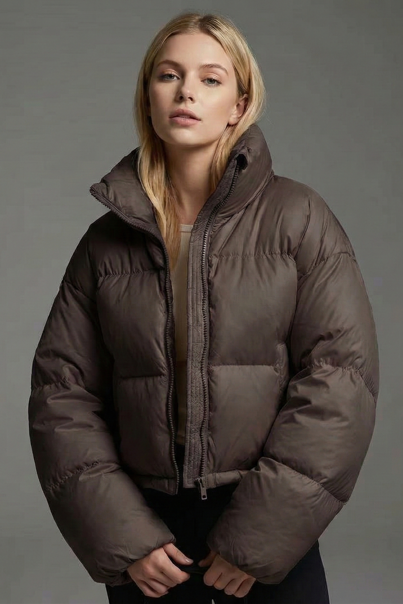 Chaqueta Puffer "Bread Coat" para Mujer – Plumífero Corto de Volumen Acolchado