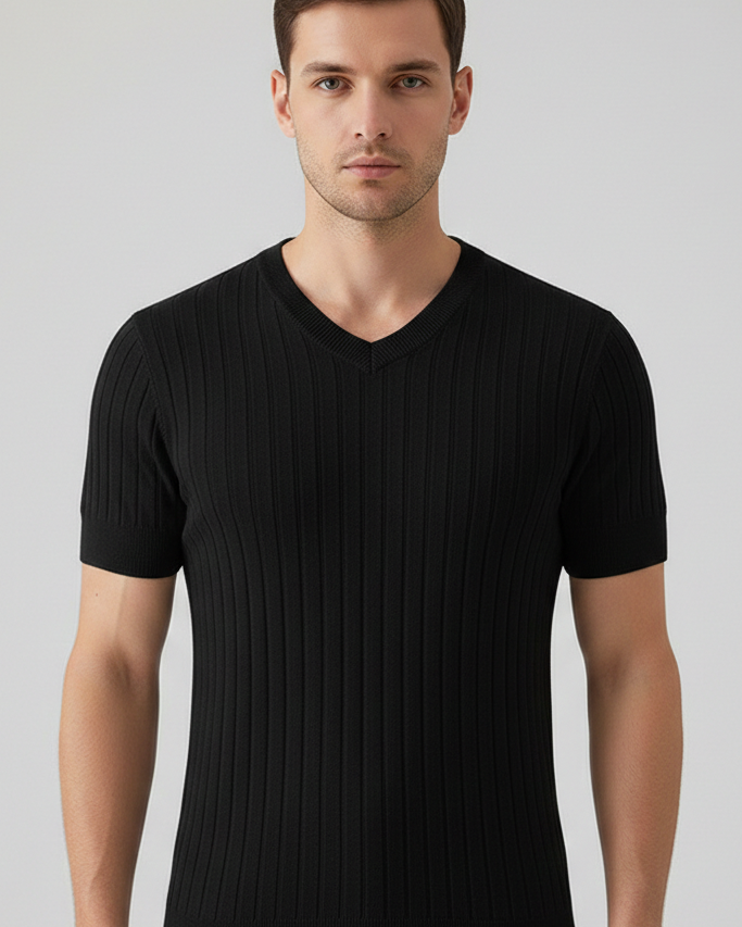 Camiseta de Punto Elástico con Cuello Pico – Efecto "Muscle Fit"