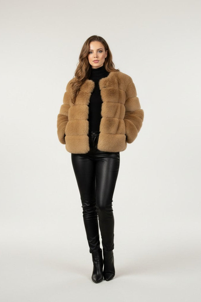 Abrigo Corto de Mujer de Pelo de Lujo - Estilo Chic