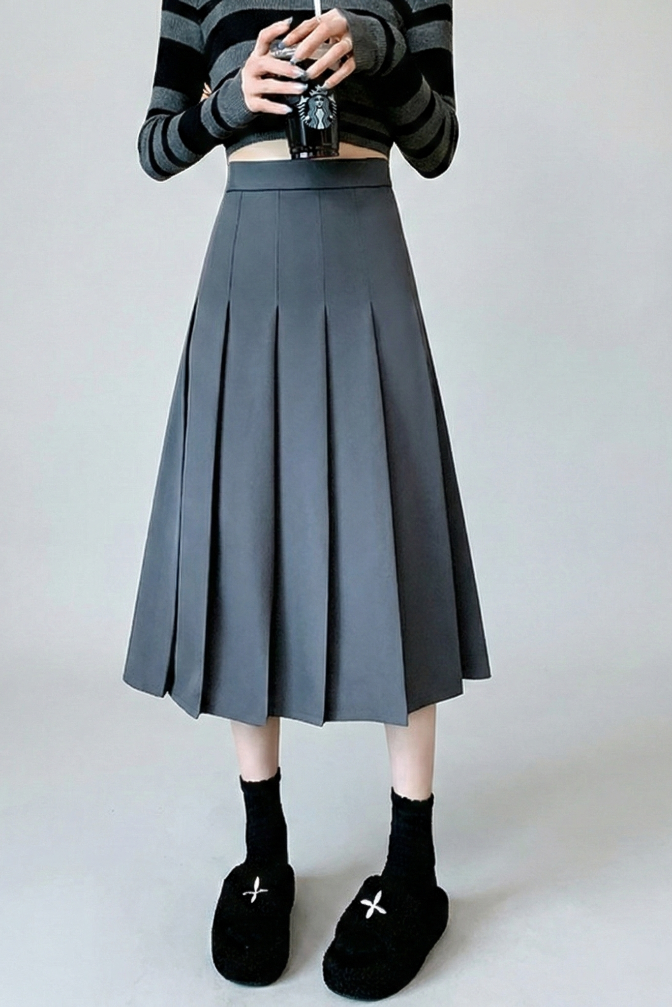 Falda Midi Plisada de Cintura Alta – Estilo Clásico y Retro